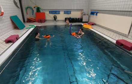 Schwimmen lernen in der LVR Klinik Viersen